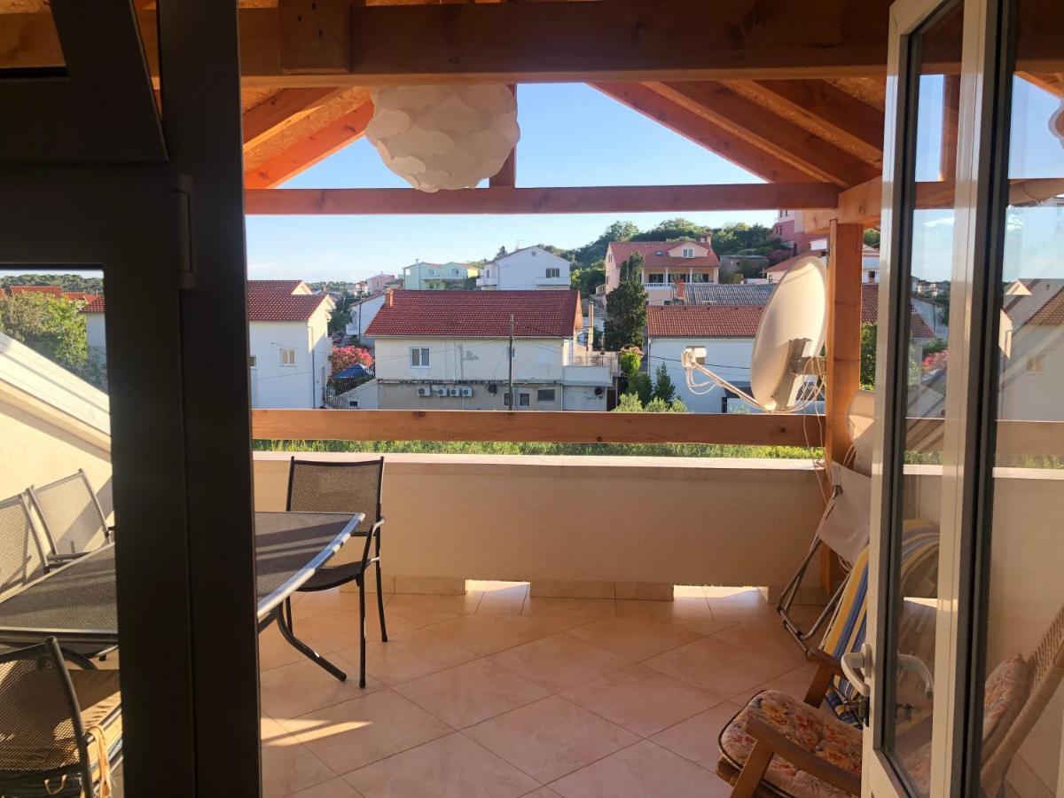 Apartments Adriatic Rab Palit Exterior photo